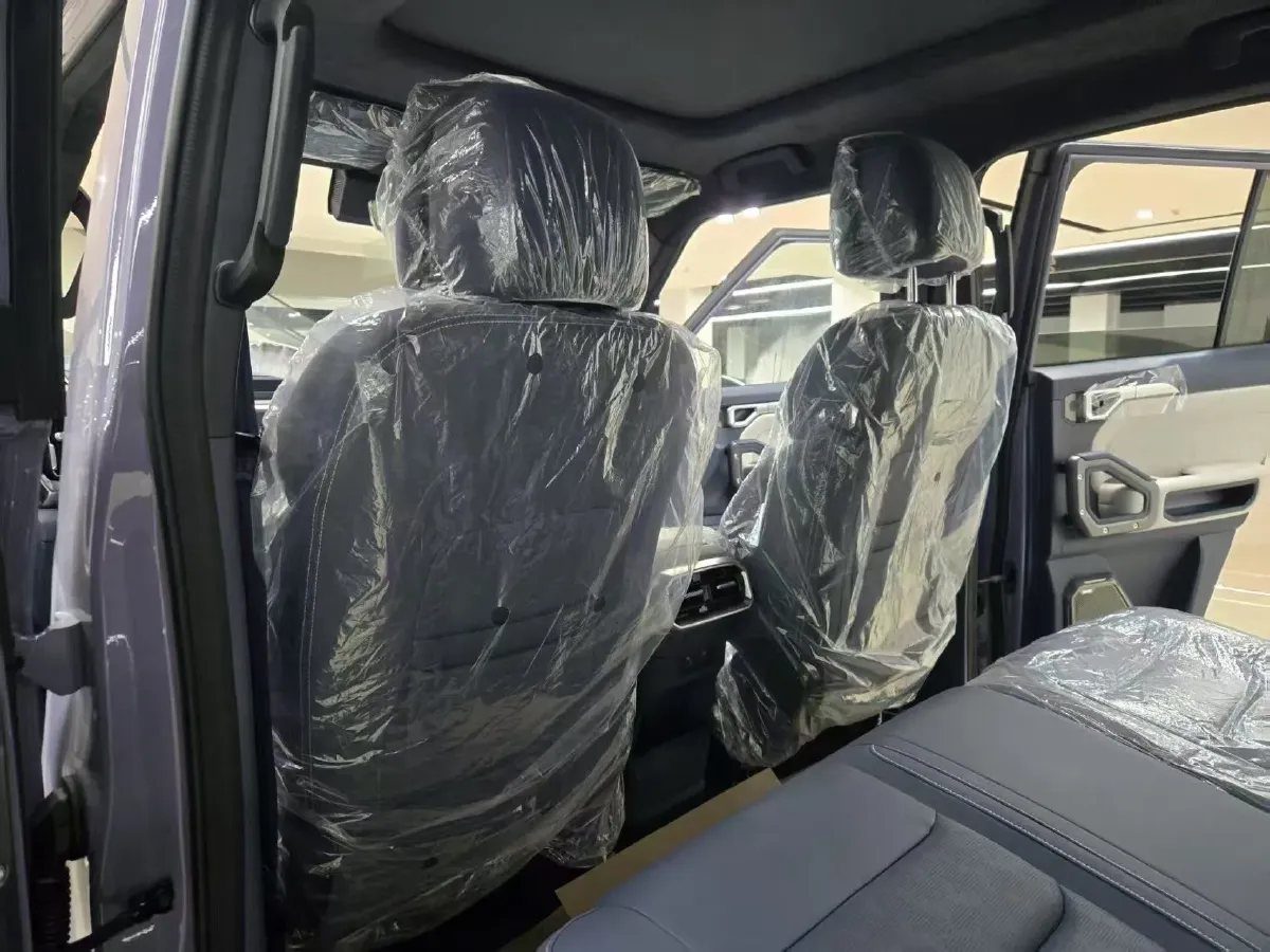 2025 Jetour Traveller 2.0T 254HP L4 7DCT,autocango,china used car exporter,china ev exporter,chinese used car exporter,chinese used ev exporter