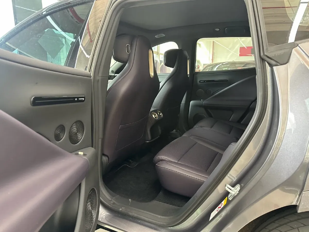 2026 Avatr 07 BEV,autocango,china used car exporter,china ev exporter,chinese used car exporter,chinese used ev exporter