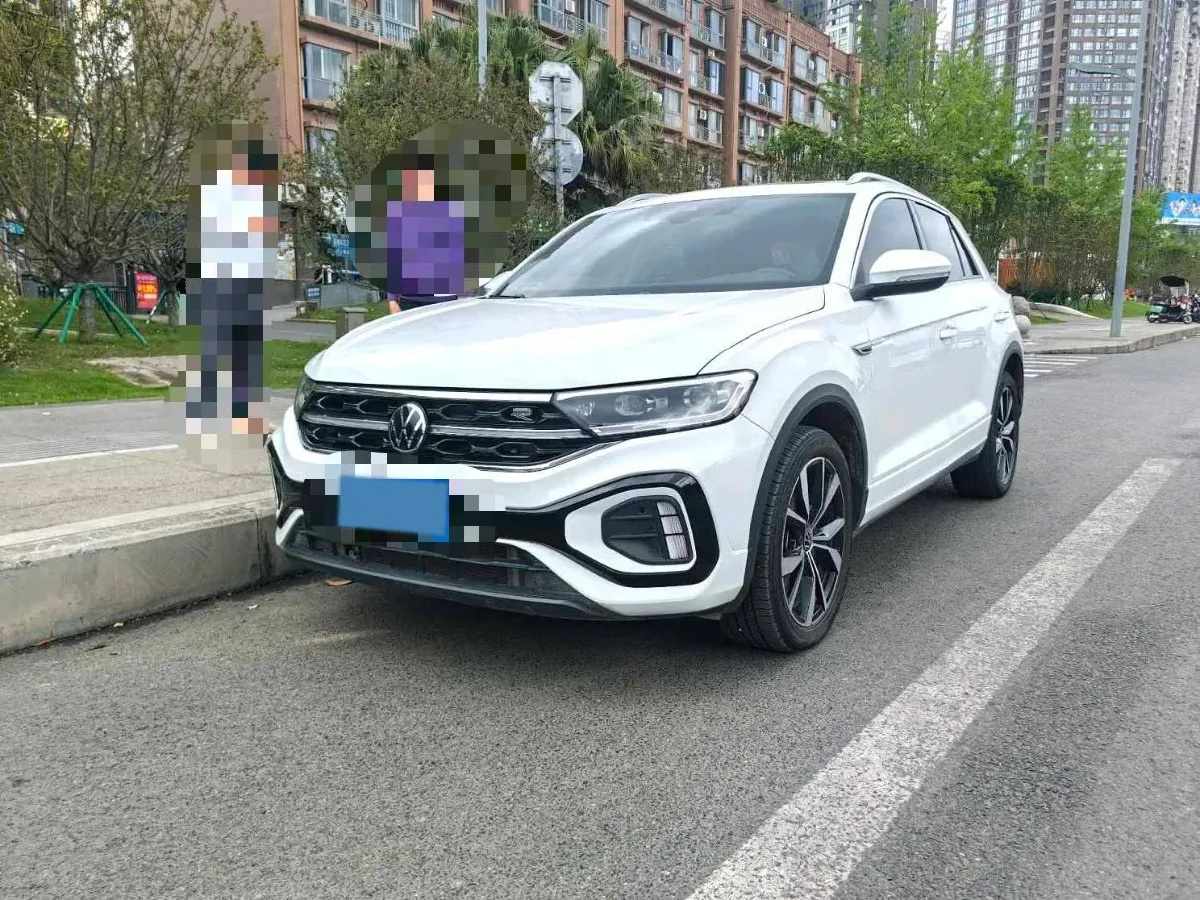 2023 Volkswagen T-Roc 1.5T 160HP L4 7DCT,autocango,china used car exporter,china ev exporter,chinese used car exporter,chinese used ev exporter