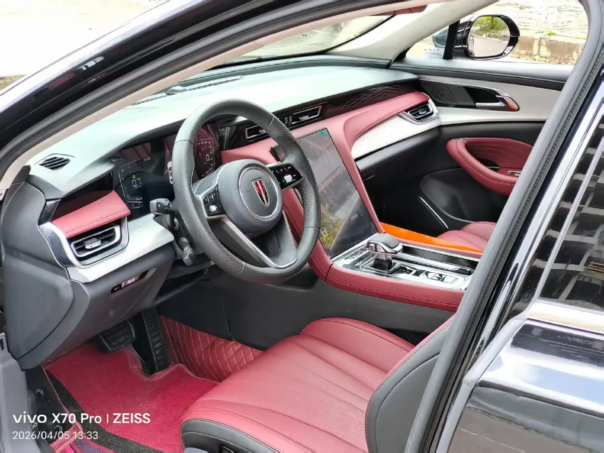 2025 HongQi H5 1.5T 169HP L4 7DCT,autocango,china used car exporter,china ev exporter,chinese used car exporter,chinese used ev exporter