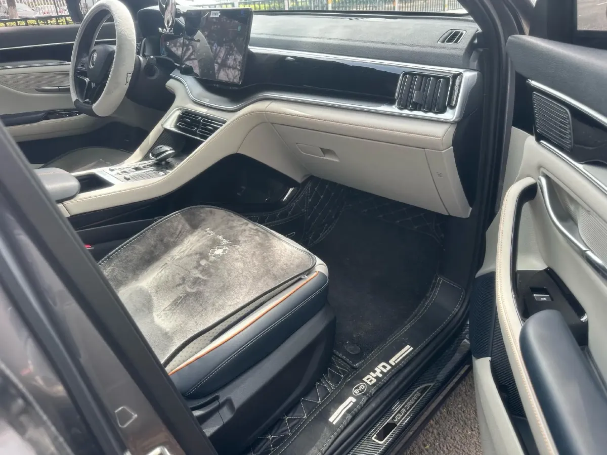 2022 Hyundai Tucson 2.0L 150HP L4 6AT Hybrid,autocango,china used car exporter,china ev exporter,chinese used car exporter,chinese used ev exporter