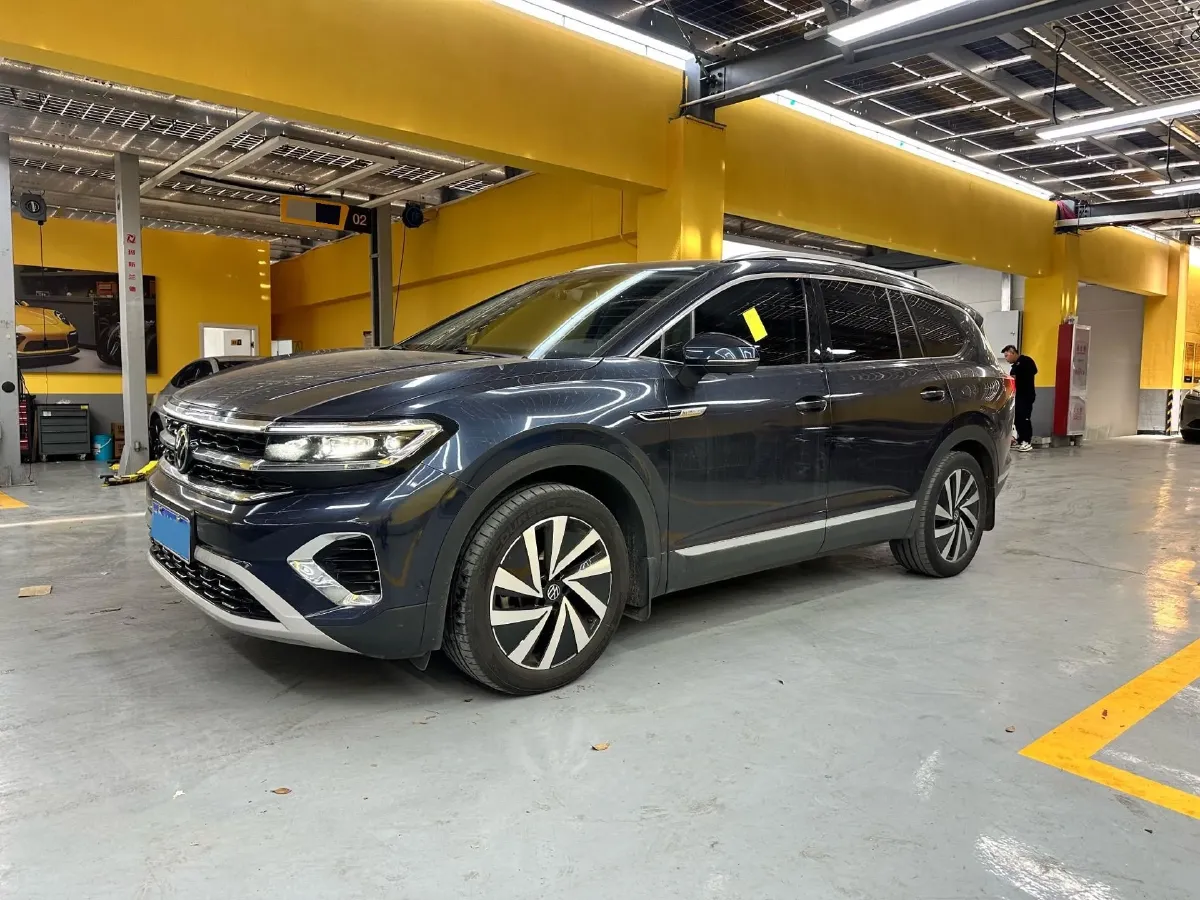 2021 Volkswagen Talagon 2.0T 220HP L4 7DCT,autocango,china used car exporter,china ev exporter,chinese used car exporter,chinese used ev exporter