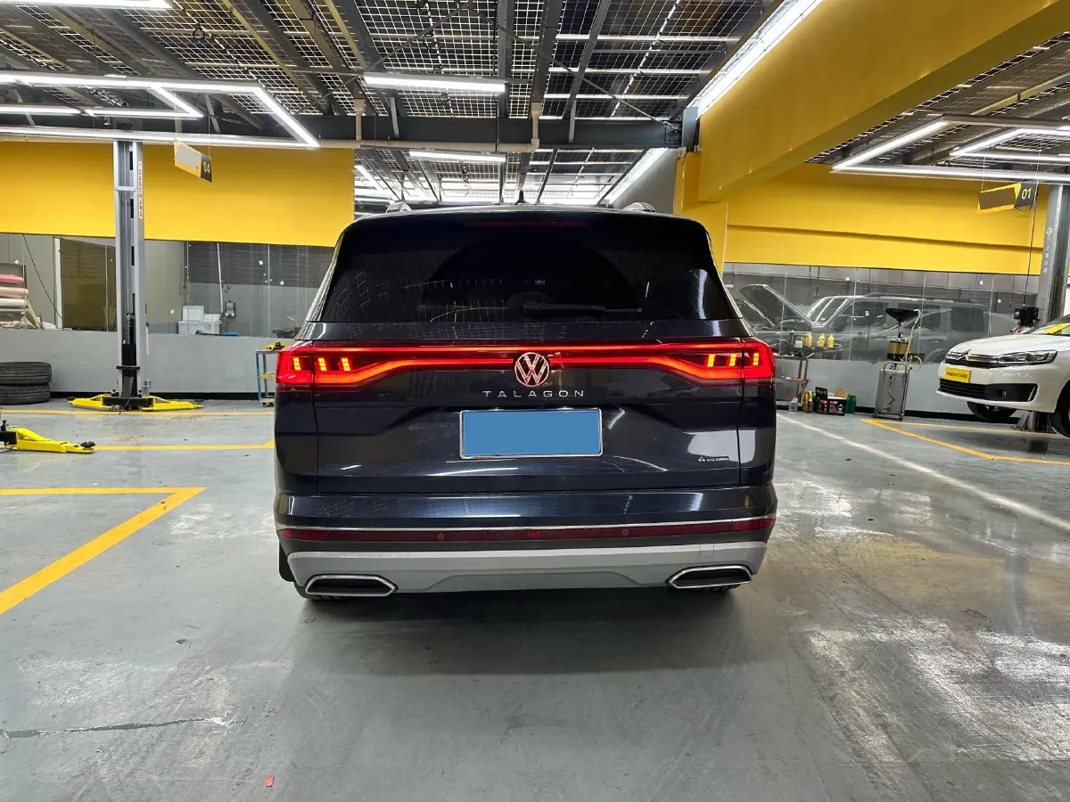2021 Volkswagen Talagon 2.0T 220HP L4 7DCT,autocango,china used car exporter,china ev exporter,chinese used car exporter,chinese used ev exporter