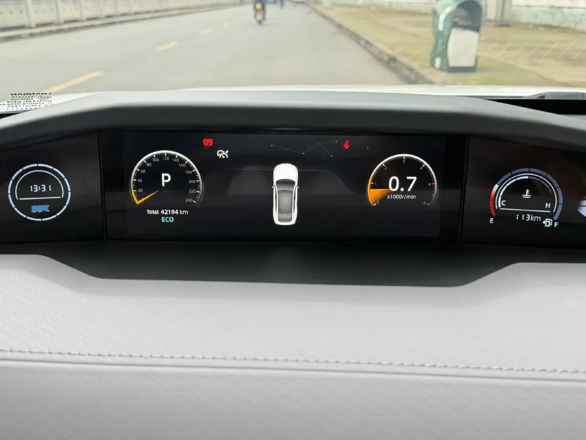 2023 ChangAn UNI-V 1.5T 188HP L4 7DCT,autocango,china used car exporter,china ev exporter,chinese used car exporter,chinese used ev exporter