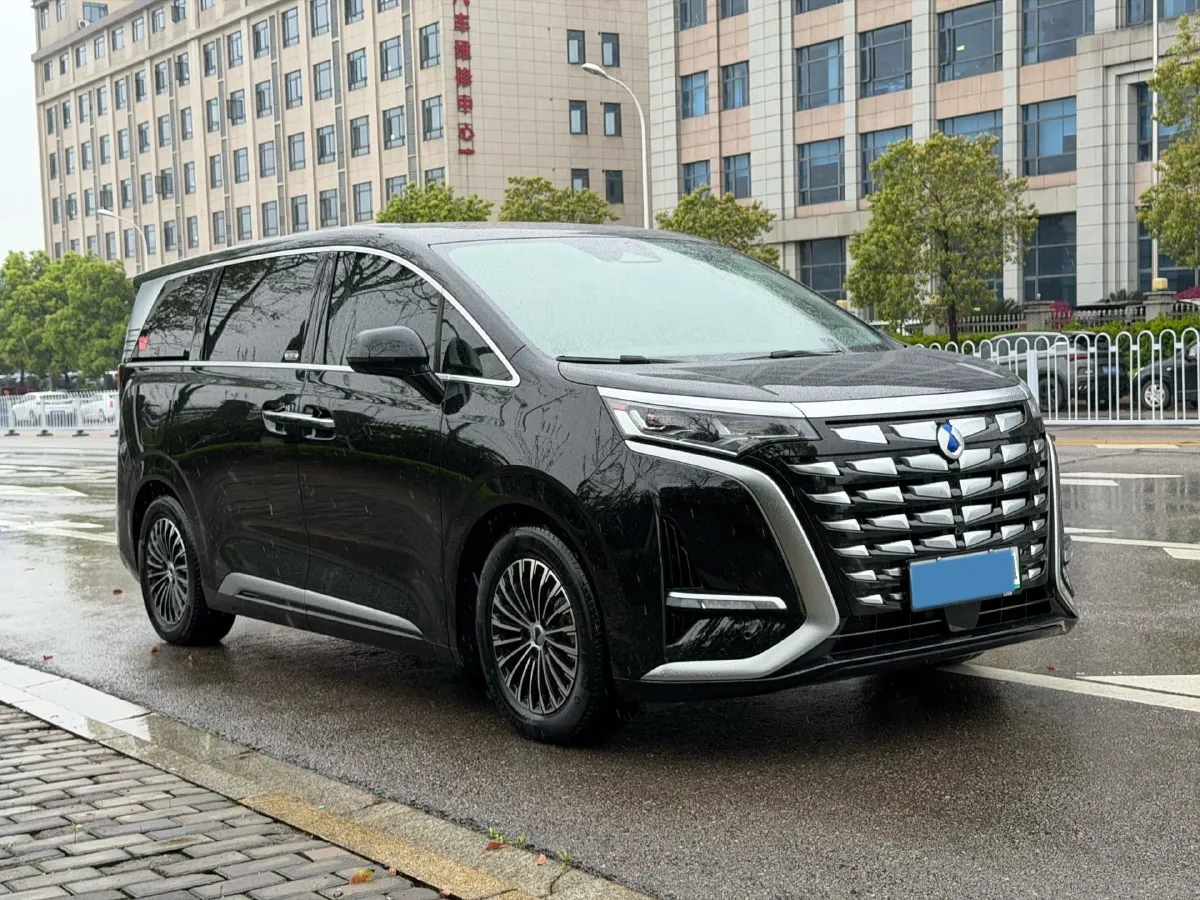 2024 Denza D9 1.5T 139HP L4 E-CVT PHEV 40KWH,autocango,china used car exporter,china ev exporter,chinese used car exporter,chinese used ev exporter