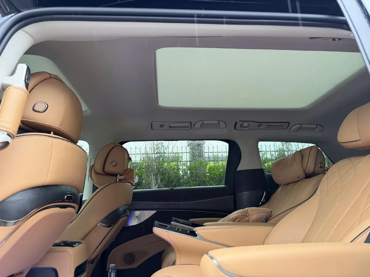 2024 Denza D9 1.5T 139HP L4 E-CVT PHEV 40KWH,autocango,china used car exporter,china ev exporter,chinese used car exporter,chinese used ev exporter