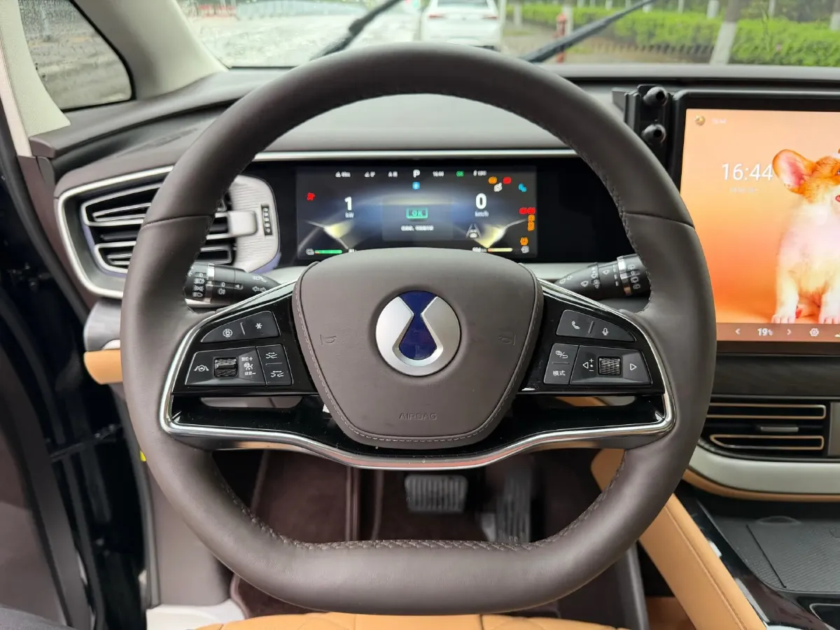 2024 Denza D9 1.5T 139HP L4 E-CVT PHEV 40KWH,autocango,china used car exporter,china ev exporter,chinese used car exporter,chinese used ev exporter