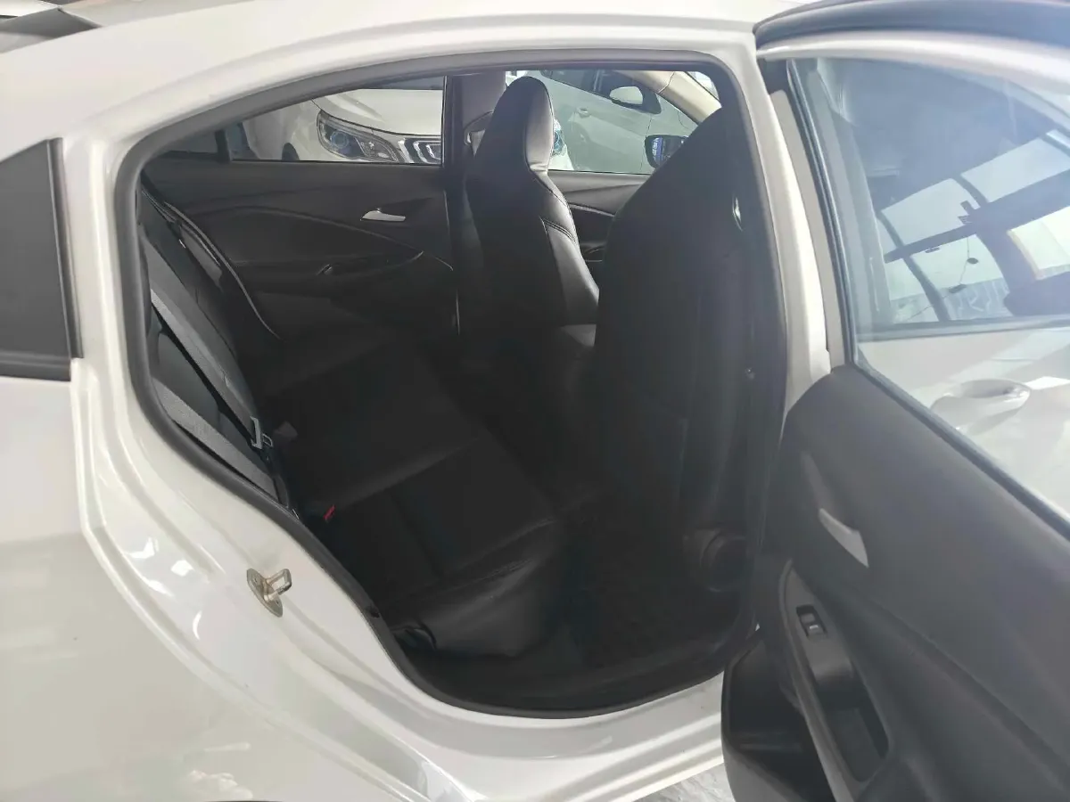 2020 Chevrolet Cavalier 1.0T 125HP L3 6AT,autocango,china used car exporter,china ev exporter,chinese used car exporter,chinese used ev exporter