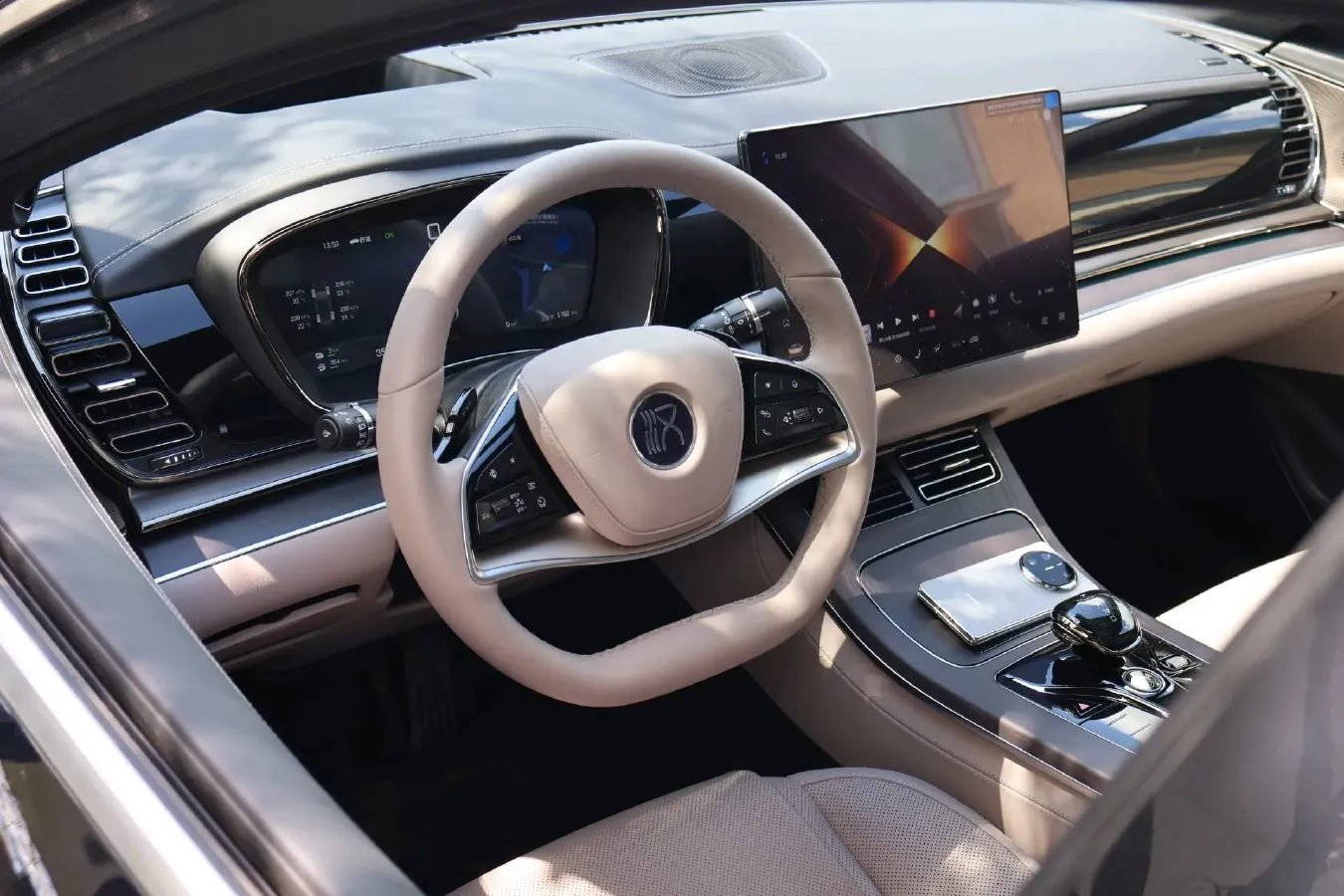 2025 BYD Han 1.5T 156HP L4 E-CVT PHEV,autocango,china used car exporter,china ev exporter,chinese used car exporter,chinese used ev exporter