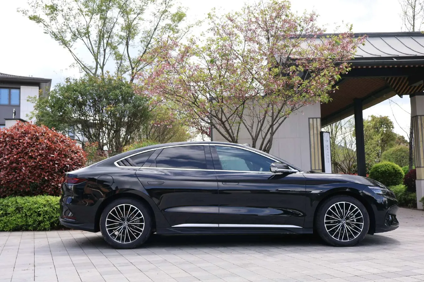 2025 BYD Han 1.5T 156HP L4 E-CVT PHEV,autocango,china used car exporter,china ev exporter,chinese used car exporter,chinese used ev exporter