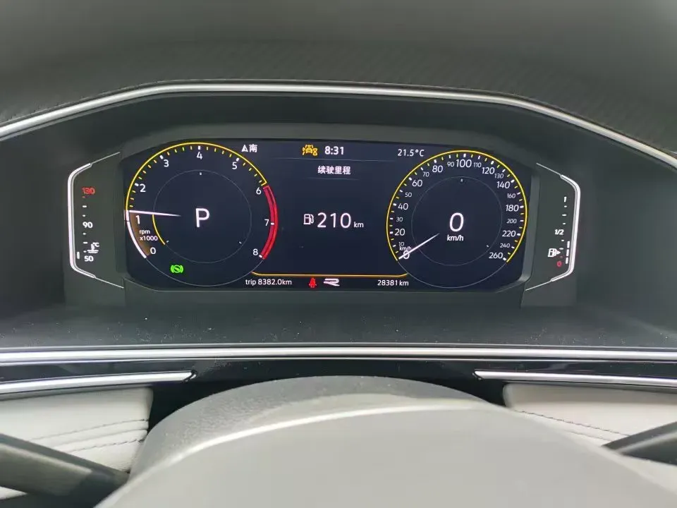 2024 Volkswagen Tiguan L 2.0T 186HP L4 7DCT,autocango,china used car exporter,china ev exporter,chinese used car exporter,chinese used ev exporter