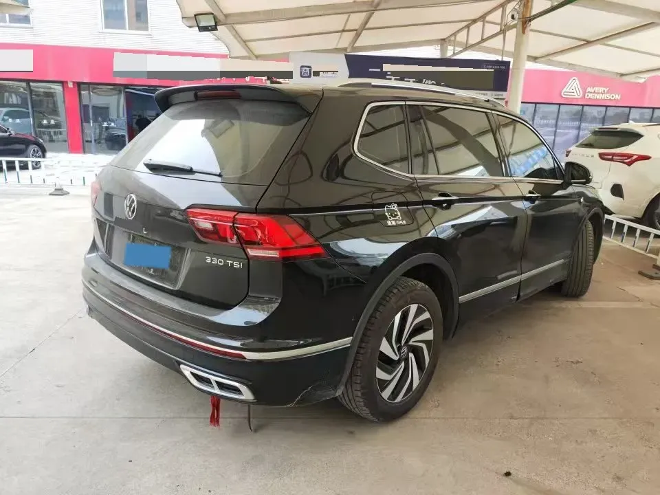 2024 Volkswagen Tiguan L 2.0T 186HP L4 7DCT,autocango,china used car exporter,china ev exporter,chinese used car exporter,chinese used ev exporter