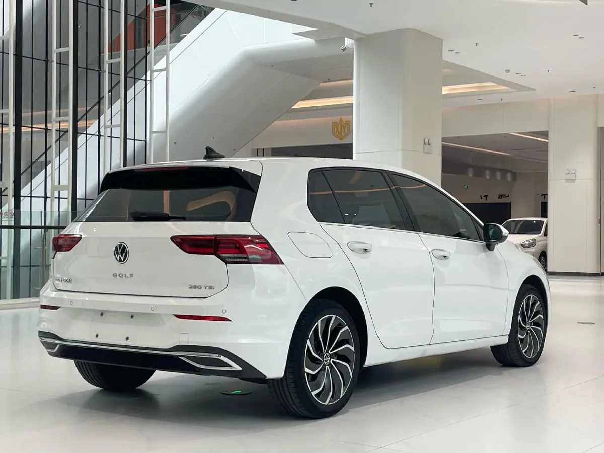 2021 Volkswagen Golf 1.4T 150HP L4 7DCT,autocango,china used car exporter,china ev exporter,chinese used car exporter,chinese used ev exporter