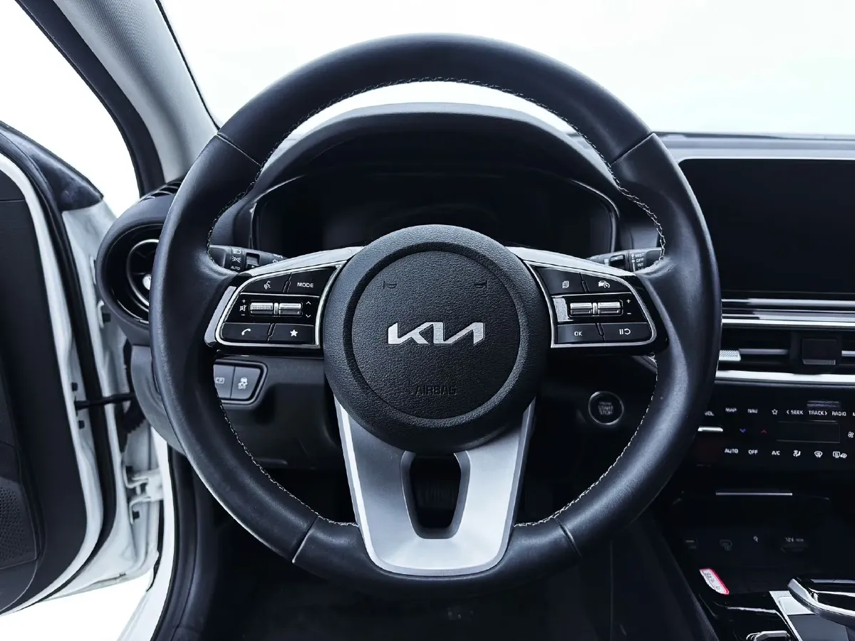 2023 Kia K3 1.5L 115HP L4 CVT,autocango,china used car exporter,china ev exporter,chinese used car exporter,chinese used ev exporter