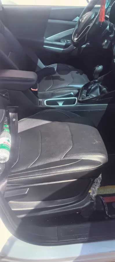 2020 BaoJun 530 1.5T 147HP L4 6MT,autocango,china used car exporter,china ev exporter,chinese used car exporter,chinese used ev exporter