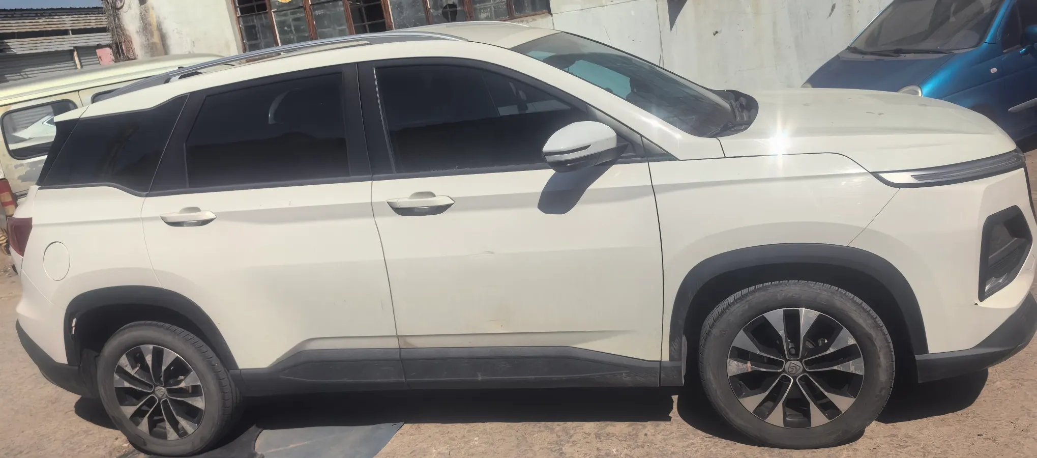 2020 BaoJun 530 1.5T 147HP L4 6MT,autocango,china used car exporter,china ev exporter,chinese used car exporter,chinese used ev exporter