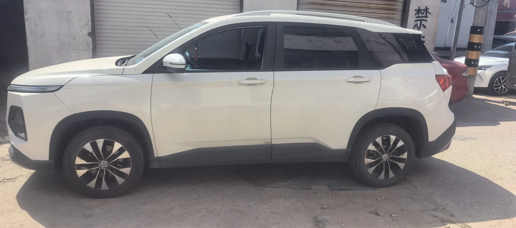 2020 BaoJun 530 1.5T 147HP L4 6MT,autocango,china used car exporter,china ev exporter,chinese used car exporter,chinese used ev exporter