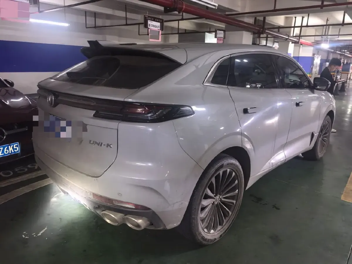 2021 ChangAn UNI-K 2.0T 233HP L4 8AT,autocango,china used car exporter,china ev exporter,chinese used car exporter,chinese used ev exporter