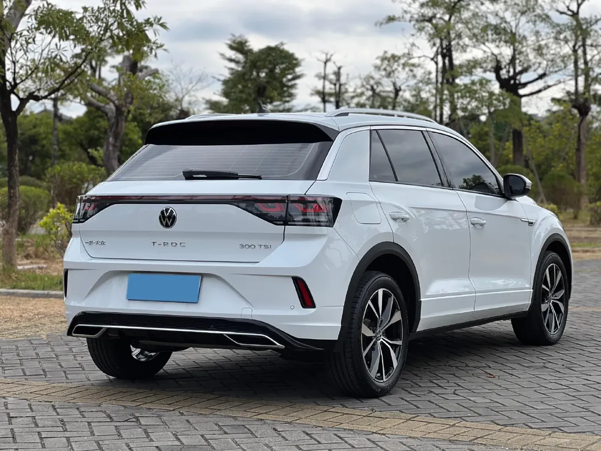 2023 Volkswagen T-Roc 1.5T 160HP L4 7DCT,autocango,china used car exporter,china ev exporter,chinese used car exporter,chinese used ev exporter