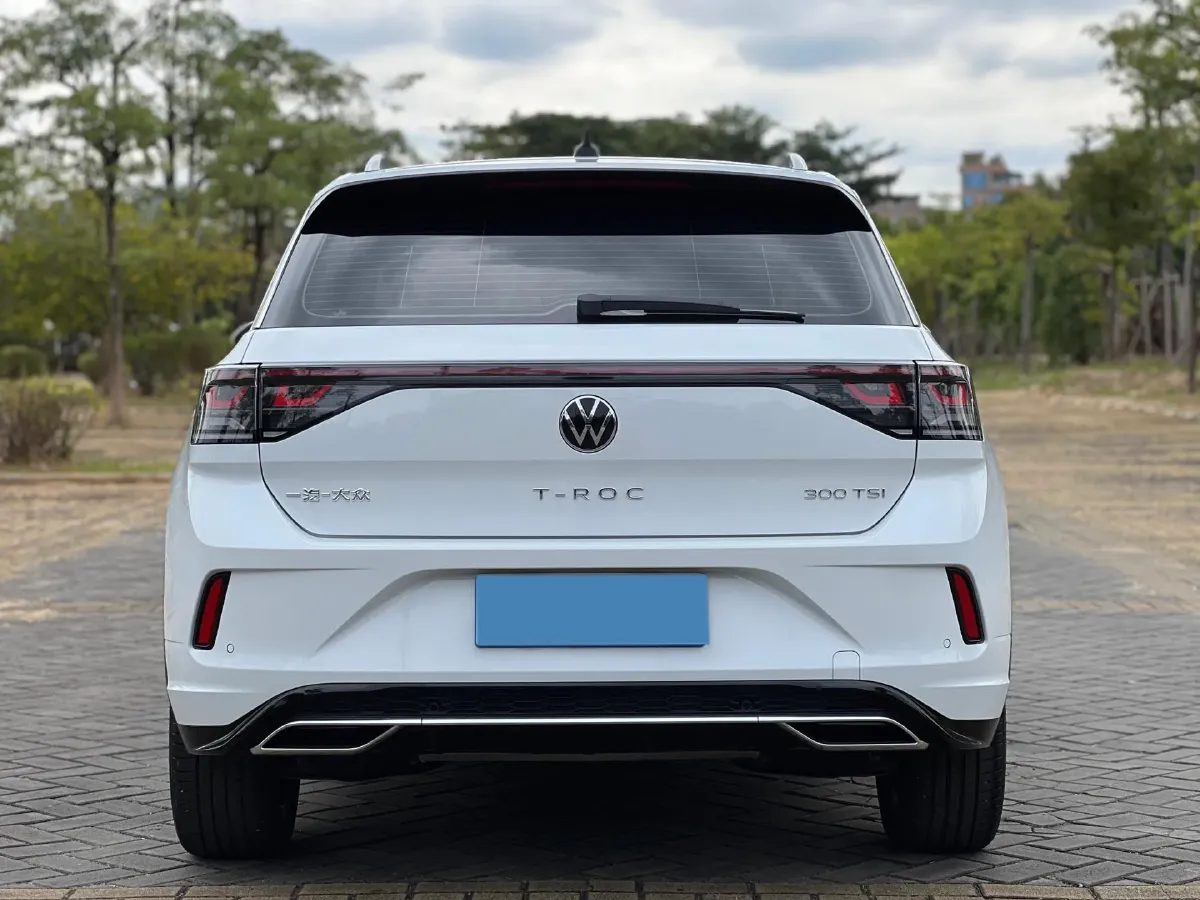 2023 Volkswagen T-Roc 1.5T 160HP L4 7DCT,autocango,china used car exporter,china ev exporter,chinese used car exporter,chinese used ev exporter