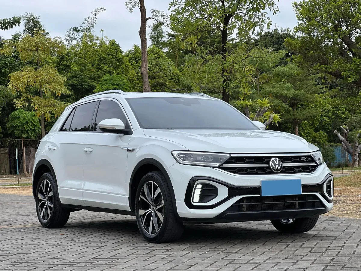 2023 Volkswagen T-Roc 1.5T 160HP L4 7DCT,autocango,china used car exporter,china ev exporter,chinese used car exporter,chinese used ev exporter
