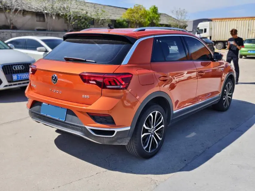 2020 Volkswagen T-Roc 1.4T 150HP L4 7DCT,autocango,china used car exporter,china ev exporter,chinese used car exporter,chinese used ev exporter