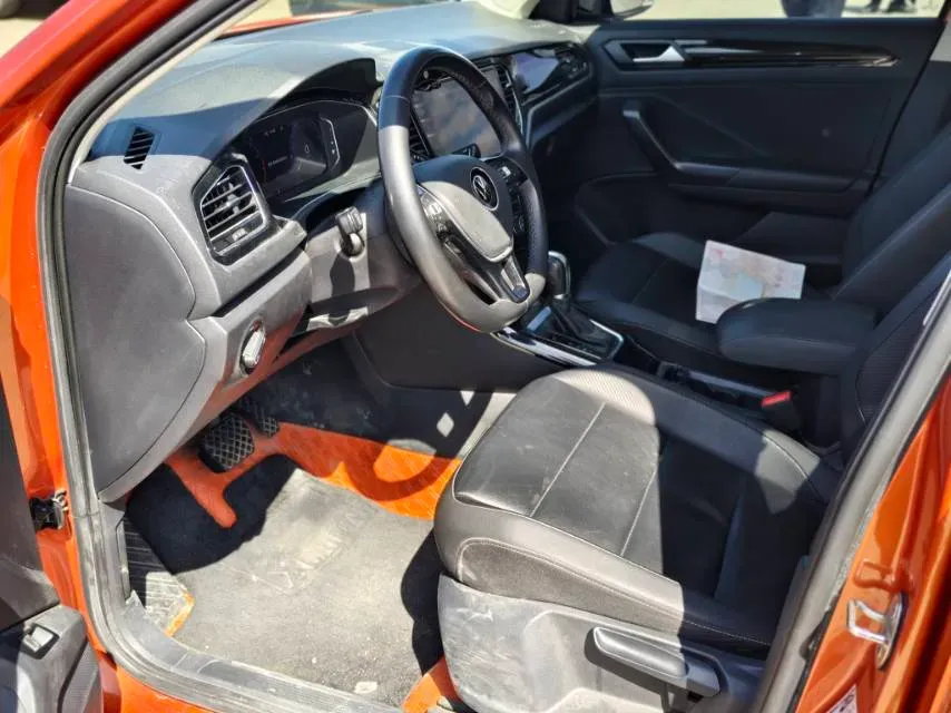 2020 Volkswagen T-Roc 1.4T 150HP L4 7DCT,autocango,china used car exporter,china ev exporter,chinese used car exporter,chinese used ev exporter