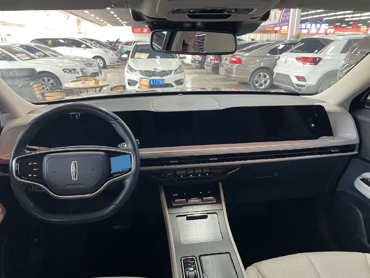 2023 Lincoln Corsair 2.0T 261HP L4 8AT,autocango,china used car exporter,china ev exporter,chinese used car exporter,chinese used ev exporter
