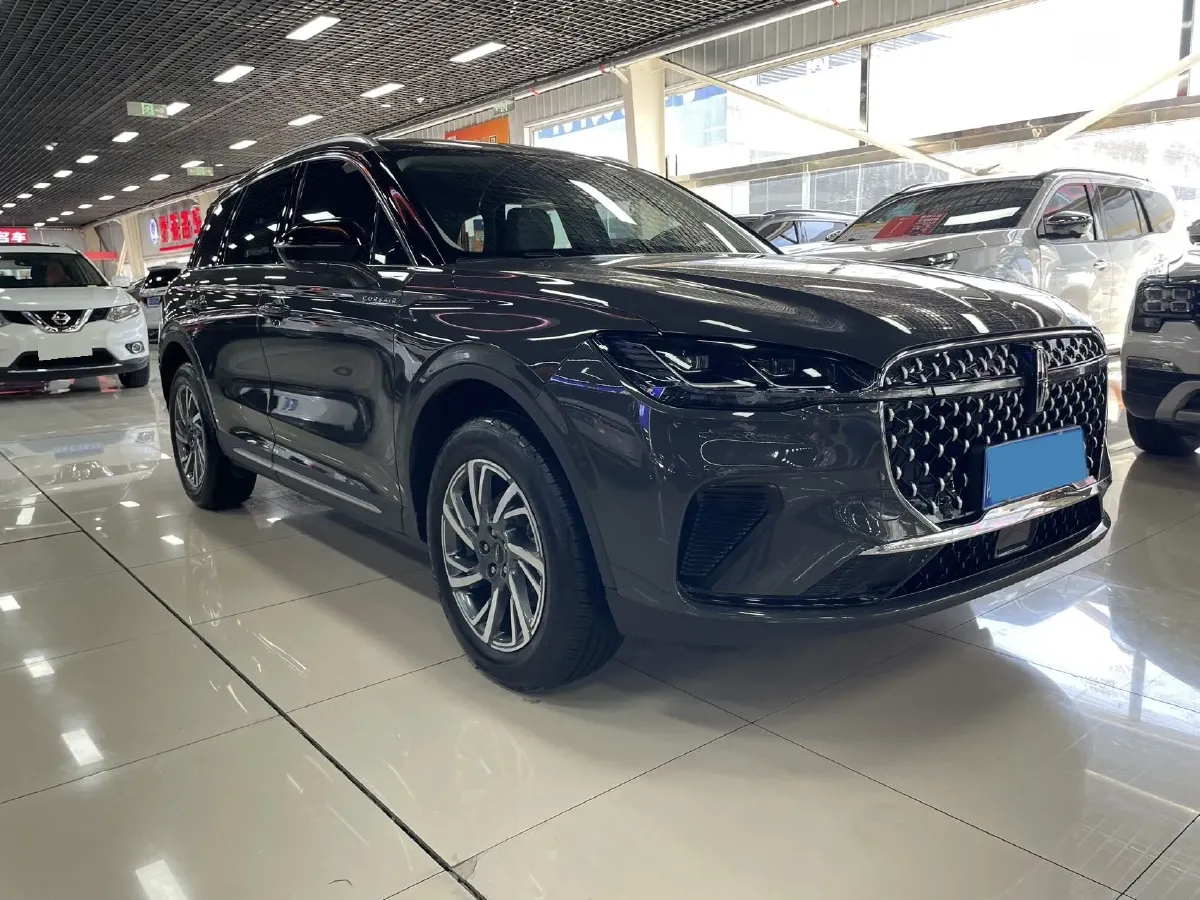 2023 Lincoln Corsair 2.0T 261HP L4 8AT,autocango,china used car exporter,china ev exporter,chinese used car exporter,chinese used ev exporter