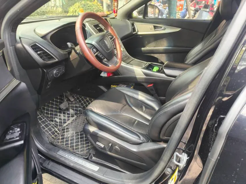 2019 Lincoln Nautilus 2.0T 224HP L4 8AT,autocango,china used car exporter,china ev exporter,chinese used car exporter,chinese used ev exporter