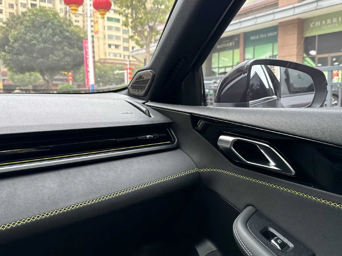 2025 LYNK&CO 03 1.5T 181HP L4 7DCT,autocango,china used car exporter,china ev exporter,chinese used car exporter,chinese used ev exporter