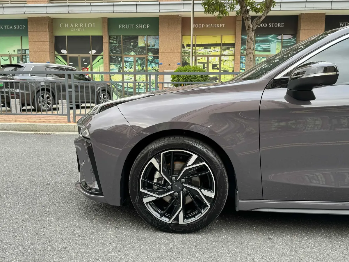 2025 LYNK&CO 03 1.5T 181HP L4 7DCT,autocango,china used car exporter,china ev exporter,chinese used car exporter,chinese used ev exporter