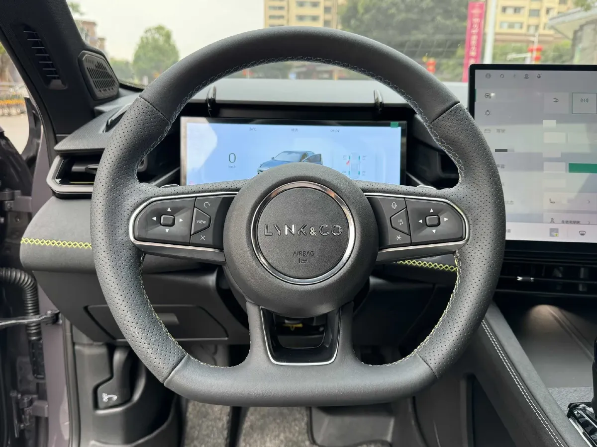 2025 LYNK&CO 03 1.5T 181HP L4 7DCT,autocango,china used car exporter,china ev exporter,chinese used car exporter,chinese used ev exporter