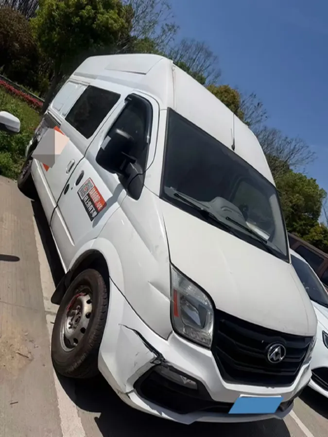 2013 Dongfeng RuiQi MPV 2.5T 116HP L4 5MT,autocango,china used car exporter,china ev exporter,chinese used car exporter,chinese used ev exporter