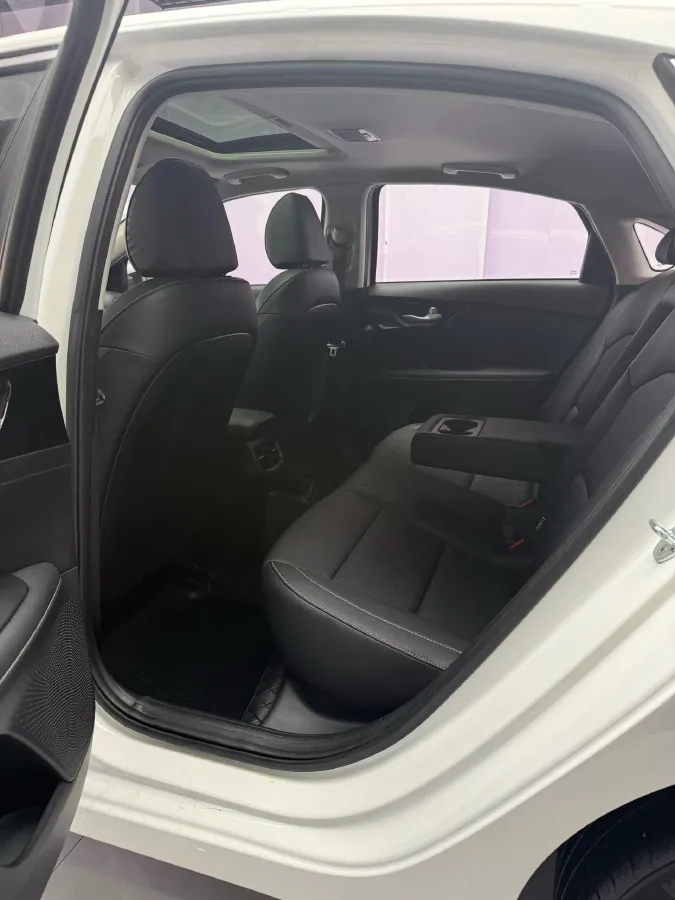 2021 Kia K3 1.5L 115HP L4 CVT,autocango,china used car exporter,china ev exporter,chinese used car exporter,chinese used ev exporter