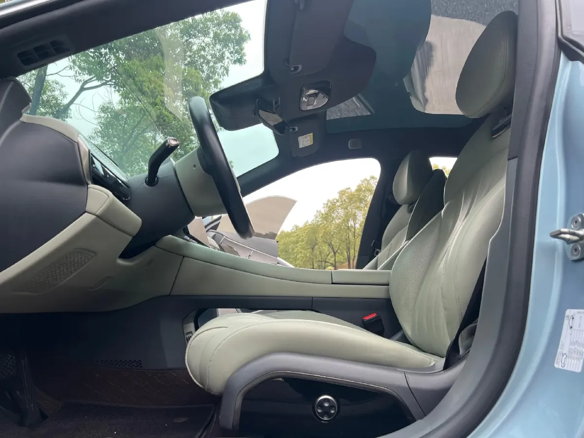 2024 Jaguar E-PACE 1.5T 200HP L3 8AT,autocango,china used car exporter,china ev exporter,chinese used car exporter,chinese used ev exporter