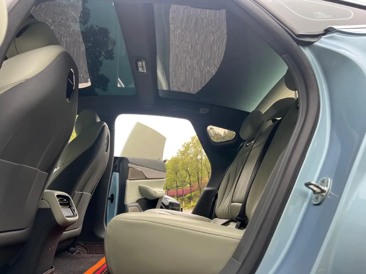 2024 Jaguar E-PACE 1.5T 200HP L3 8AT,autocango,china used car exporter,china ev exporter,chinese used car exporter,chinese used ev exporter