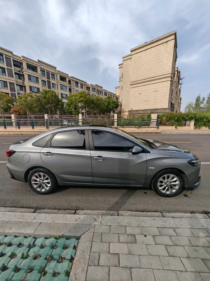 2023 Chevrolet Monza 1.5L 113HP L4 6DCT,autocango,china used car exporter,china ev exporter,chinese used car exporter,chinese used ev exporter