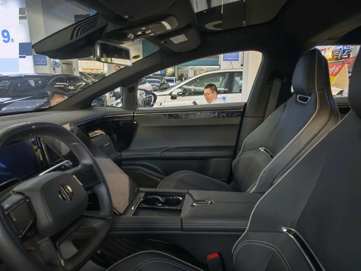 2022 HiPhi X BEV 97KWH,autocango,china used car exporter,china ev exporter,chinese used car exporter,chinese used ev exporter