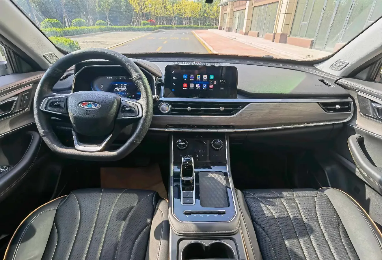 2020 Chery Tiggo 8 1.6T 197HP L4 7DCT,autocango,china used car exporter,china ev exporter,chinese used car exporter,chinese used ev exporter