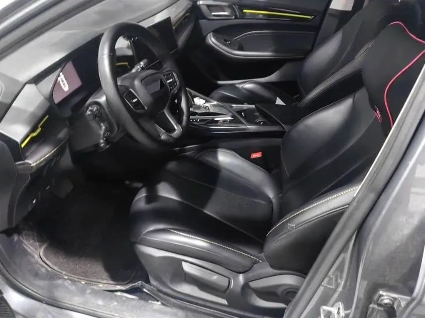 2021 Roewe i5 1.5L 120HP L4 CVT,autocango,china used car exporter,china ev exporter,chinese used car exporter,chinese used ev exporter