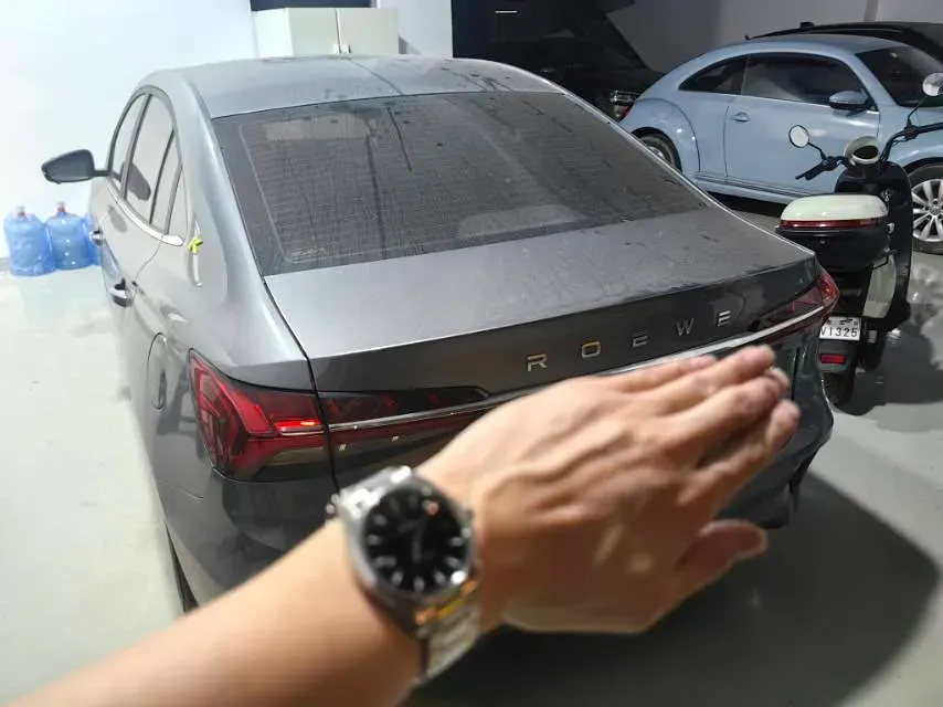 2021 Roewe i5 1.5L 120HP L4 CVT,autocango,china used car exporter,china ev exporter,chinese used car exporter,chinese used ev exporter