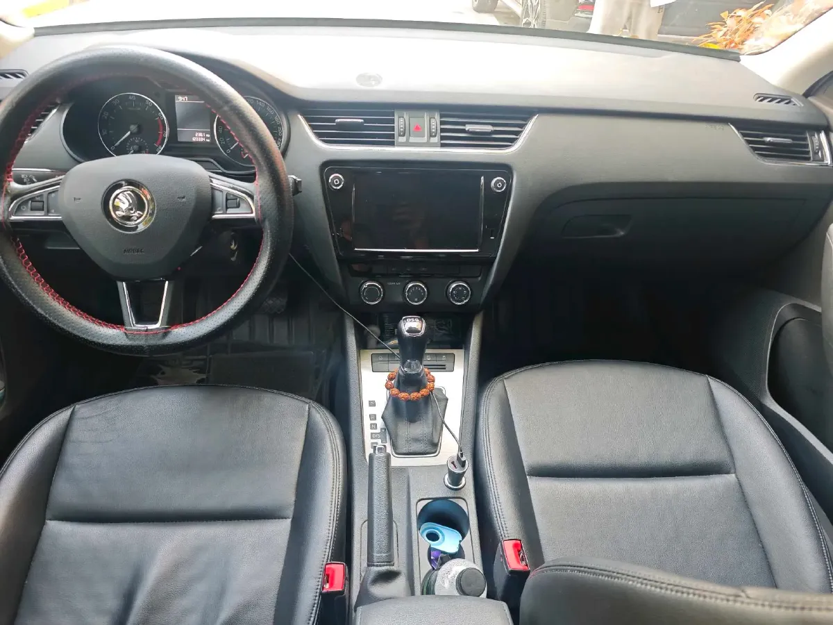 2018 Skoda Octavia 1.2T 116HP L4 7DCT,autocango,china used car exporter,china ev exporter,chinese used car exporter,chinese used ev exporter