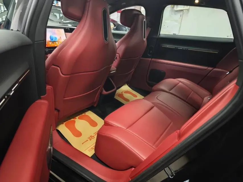 2025 Avatr 12 BEV,autocango,china used car exporter,china ev exporter,chinese used car exporter,chinese used ev exporter