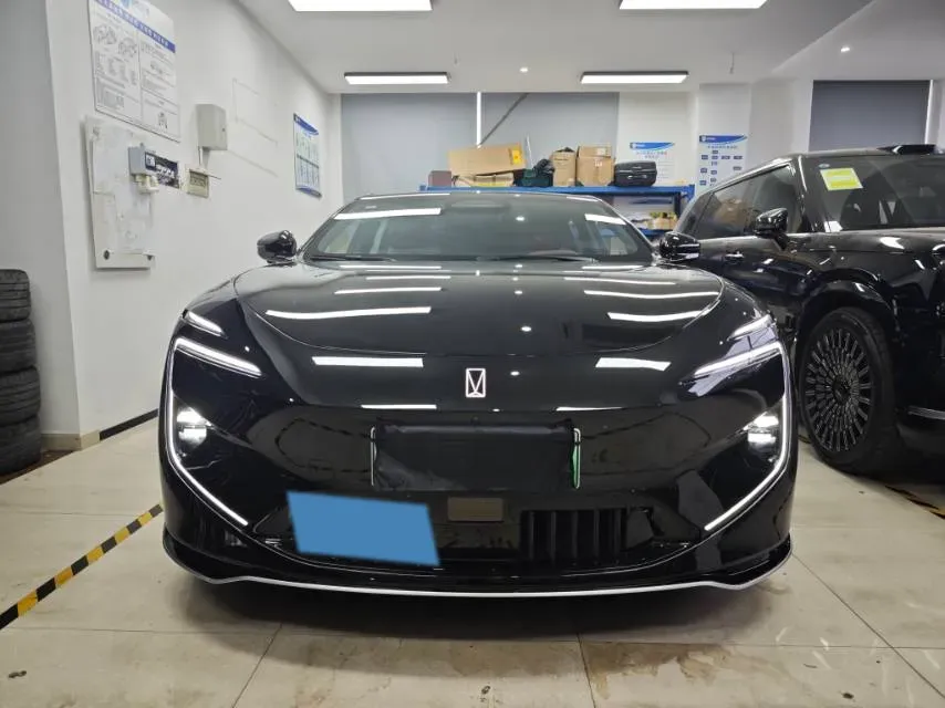 2025 Avatr 12 BEV,autocango,china used car exporter,china ev exporter,chinese used car exporter,chinese used ev exporter