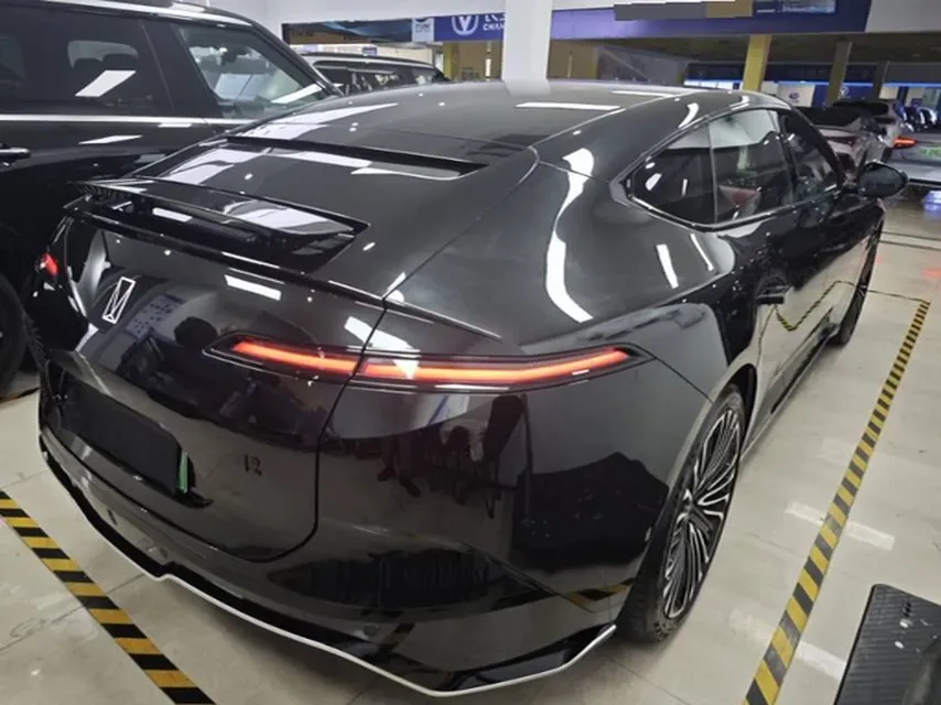 2025 Avatr 12 BEV,autocango,china used car exporter,china ev exporter,chinese used car exporter,chinese used ev exporter