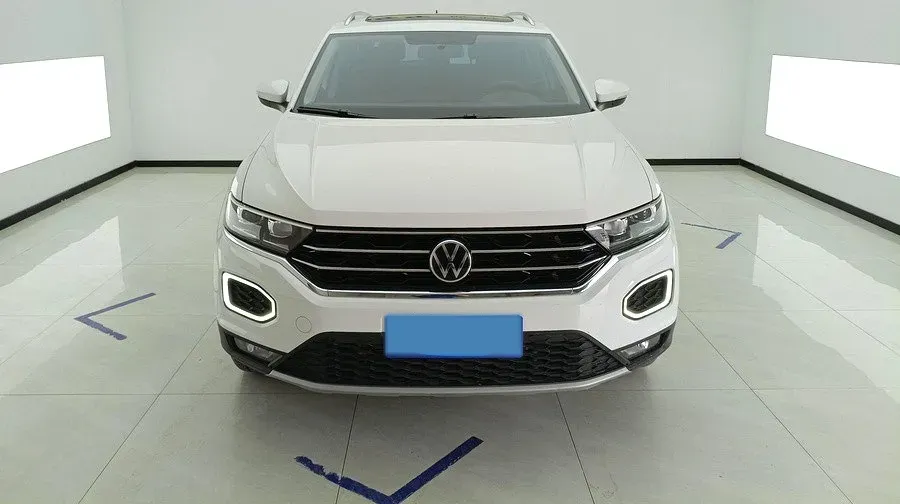 2022 Volkswagen T-Roc 1.4T 150HP L4 7DCT,autocango,china used car exporter,china ev exporter,chinese used car exporter,chinese used ev exporter