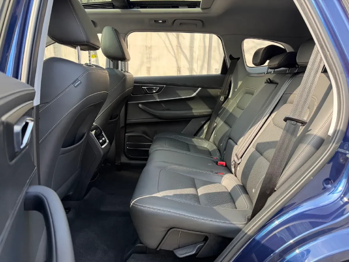 2020 Chery Tiggo 8 1.6T 197HP L4 7DCT,autocango,china used car exporter,china ev exporter,chinese used car exporter,chinese used ev exporter