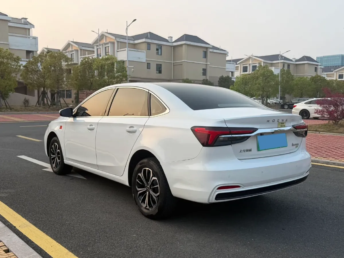 2022 Roewe RX5 eMAX 1.5T 169HP L4 AMT PHEV 16.6KWH,autocango,china used car exporter,china ev exporter,chinese used car exporter,chinese used ev exporter