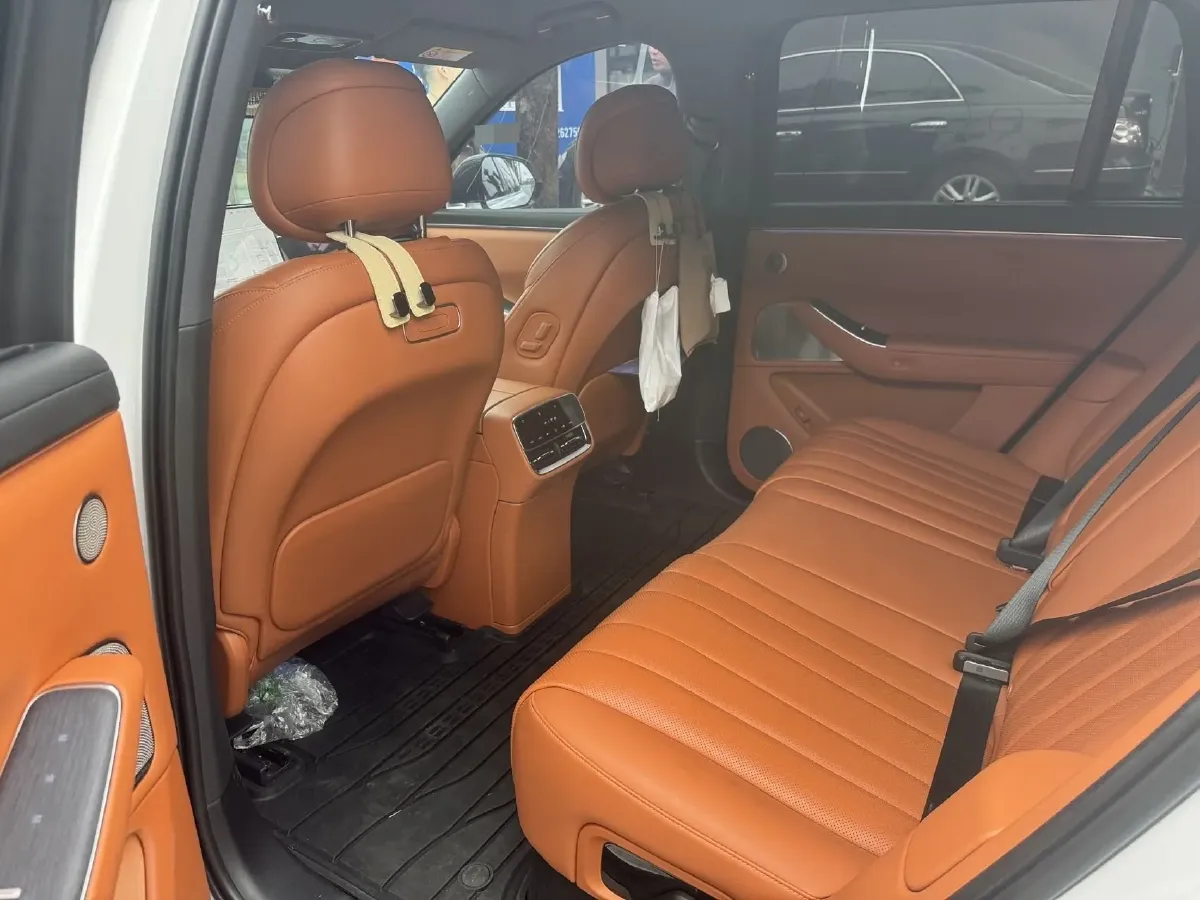 2026 AITO AITO M7 REEV 160HP REEV,autocango,china used car exporter,china ev exporter,chinese used car exporter,chinese used ev exporter